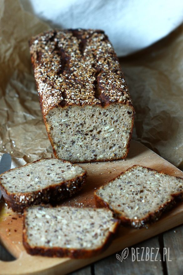 Chleb bezglutenowy z amarantusem, na zakwasie