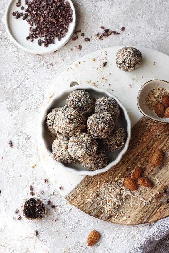 Figowe trufle czekoladowe bez nabiału